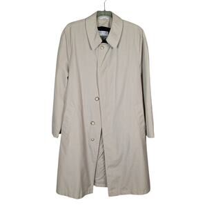Y2K Vintage Woodmere Men's Trenchcoat Tan Size 38R
